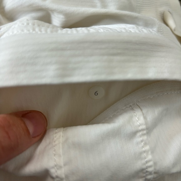 🌸Spring Sale 50% Off🌸 Lululemon Yoga Camp Crop - Picture 10 of 15